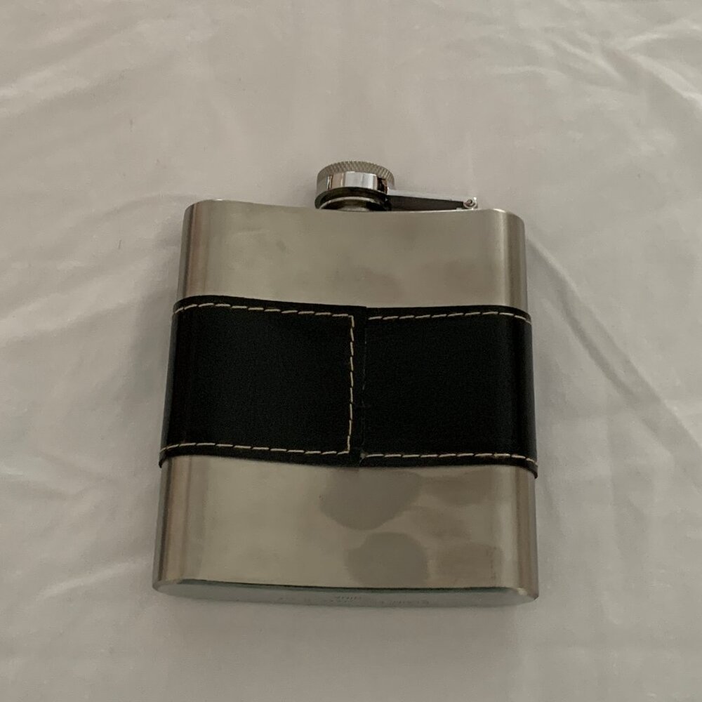 6 OUNCE STAINLESS STEEL FLASK, NEW WITHOUT TAGS